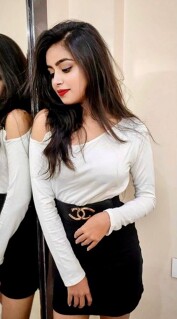 Anika +971 52 697 6021